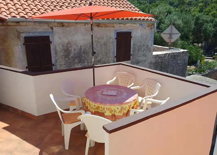 Lägenhet With Parking Space Veli Losinj, Losinj - 11495 Veli Lošinj